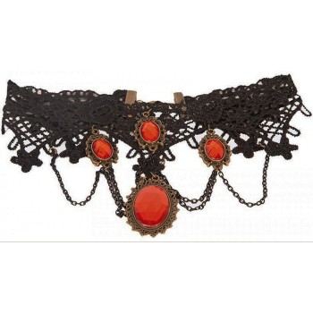 Collier dentelle avec diamants rouges